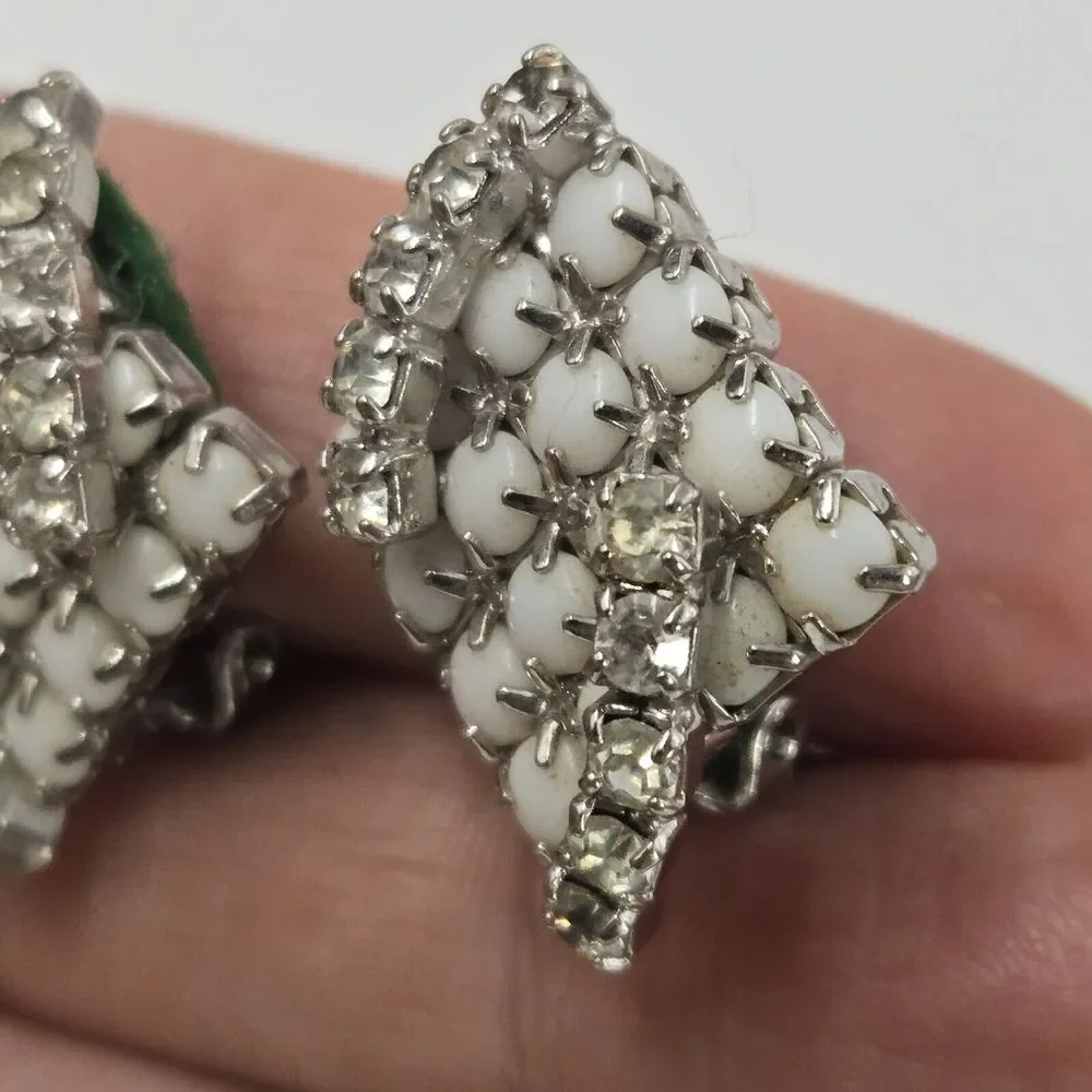 Vintage HOBE Geometric White Milk Glsss And Layered Rhinstones Clip On Earrings
